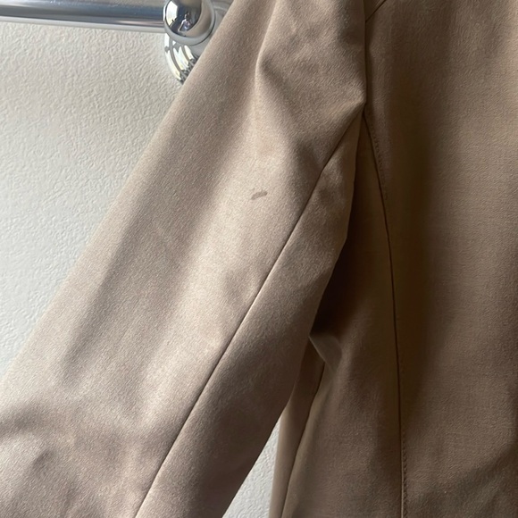 ANTONIO MELANI Tan Blazer Suit Jacket with Tailored Fit - Picture 11 of 12